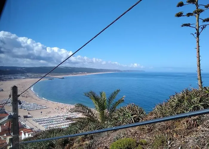 Gino's House Nazaré